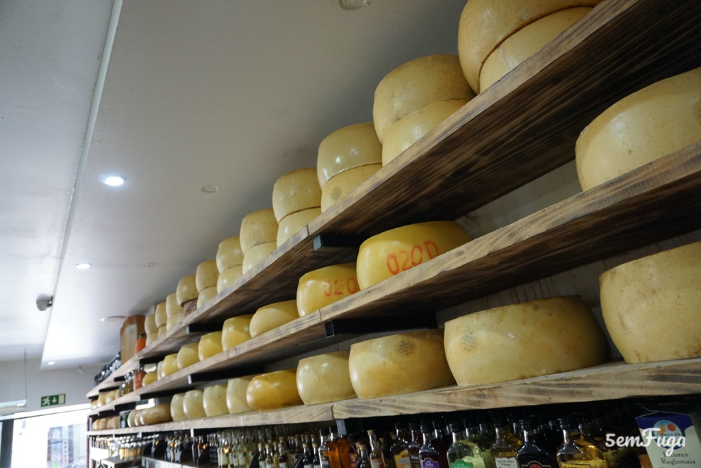 o típico queijo dos açores